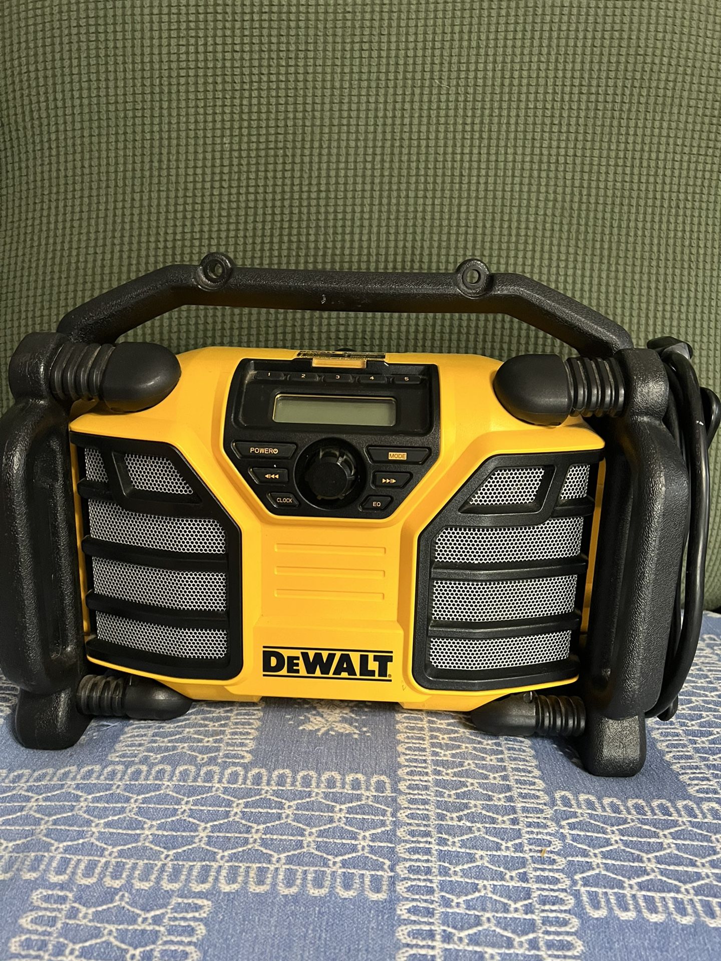 Dewalt Radio With Battery