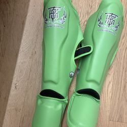 Top King Shin Guards 