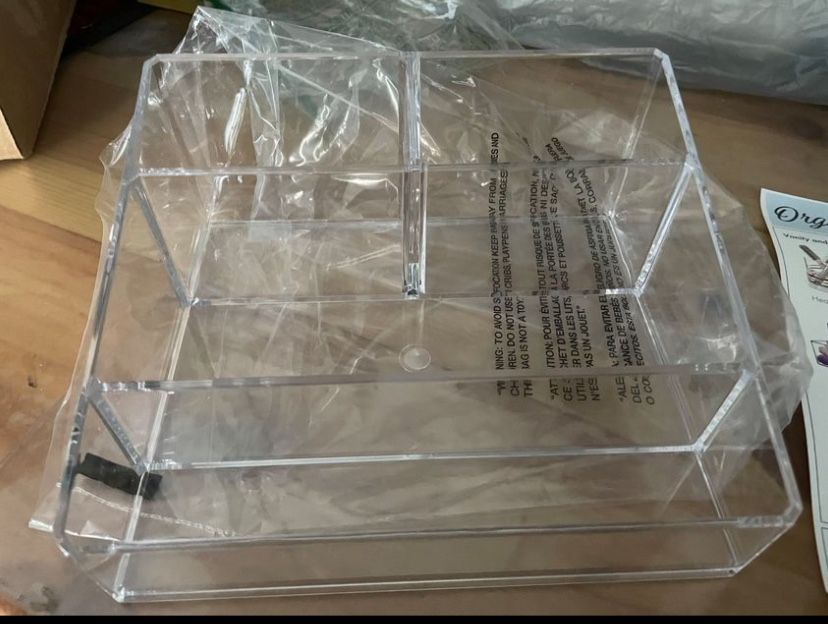 Vanity Makeup Organizer 