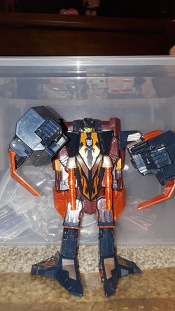 Transformers Cybertron Dark CrumpleZone