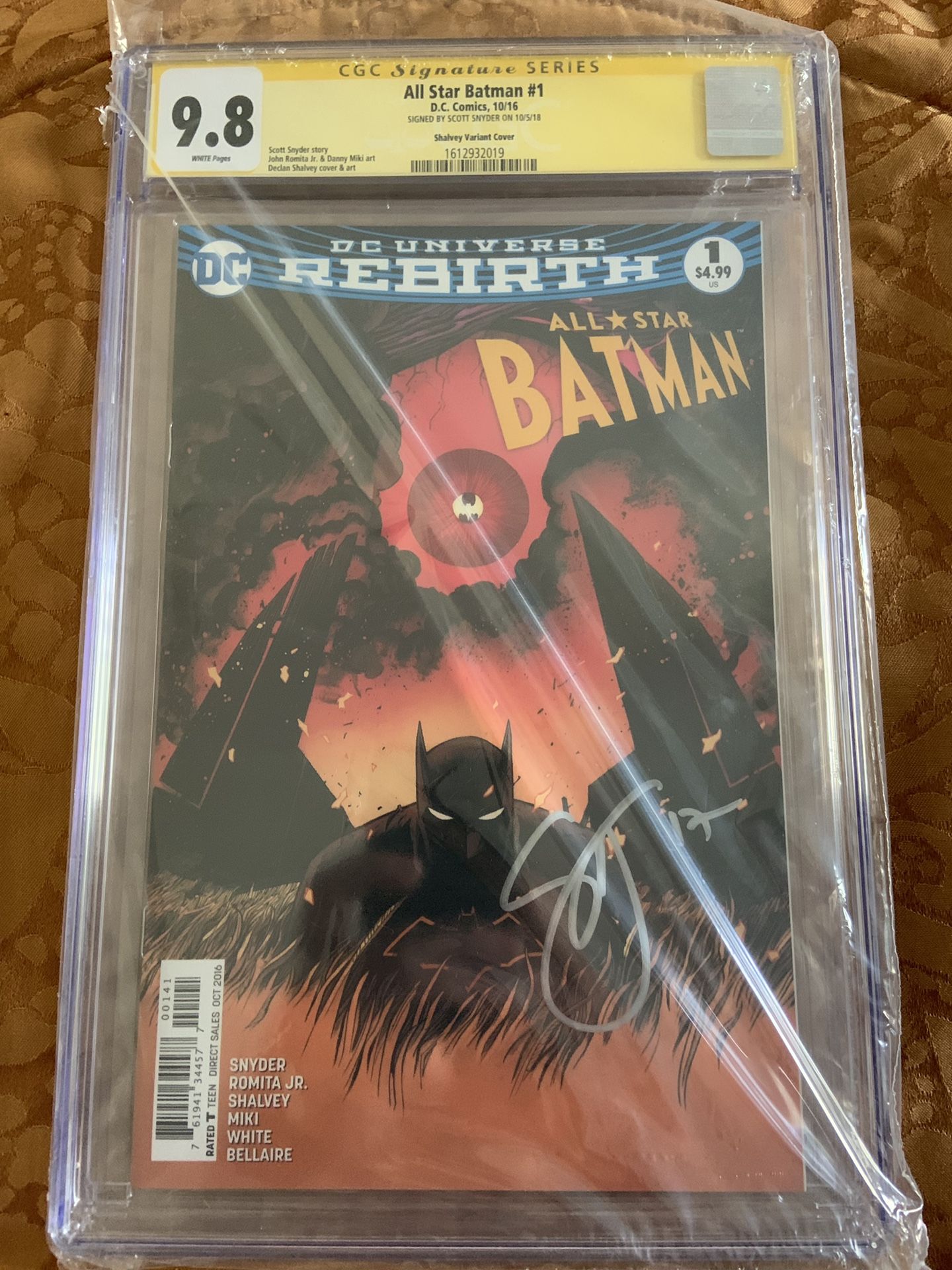 All Star Batman #1 CGC signature series MINT