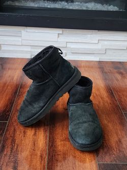 UGG Classic Mini II Black Suede Sheepskin Boots Women's US 6 EU 37