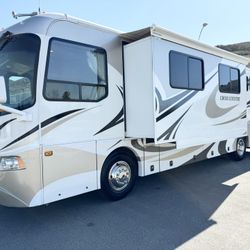 2009 cross country Cummins 350 horsepower Allison six speed transmission Model number 382DS Total length 38 ft  39k original miles runs great no issue