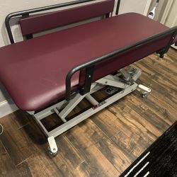 Armedica Changing Table (eletric)