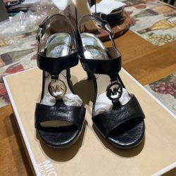 Michael Kors Shoe Size 7M