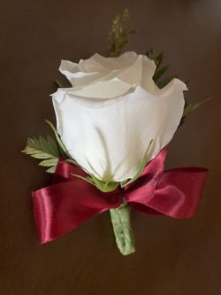 Prom Corsage And Boutaniere