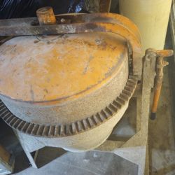 Montgomery Ward Cement Mixer