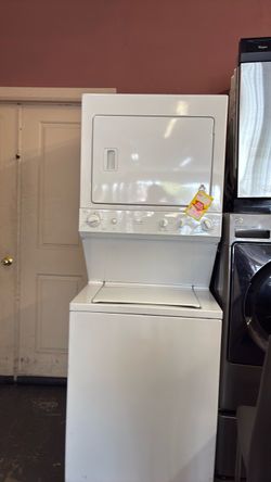 Nice like new General Electric washer and gas dryer stackable