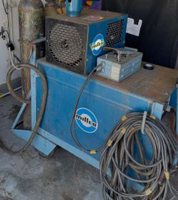Miller Dialarc Tic/arc Welder