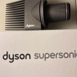 Dyson supersonic comb attachment