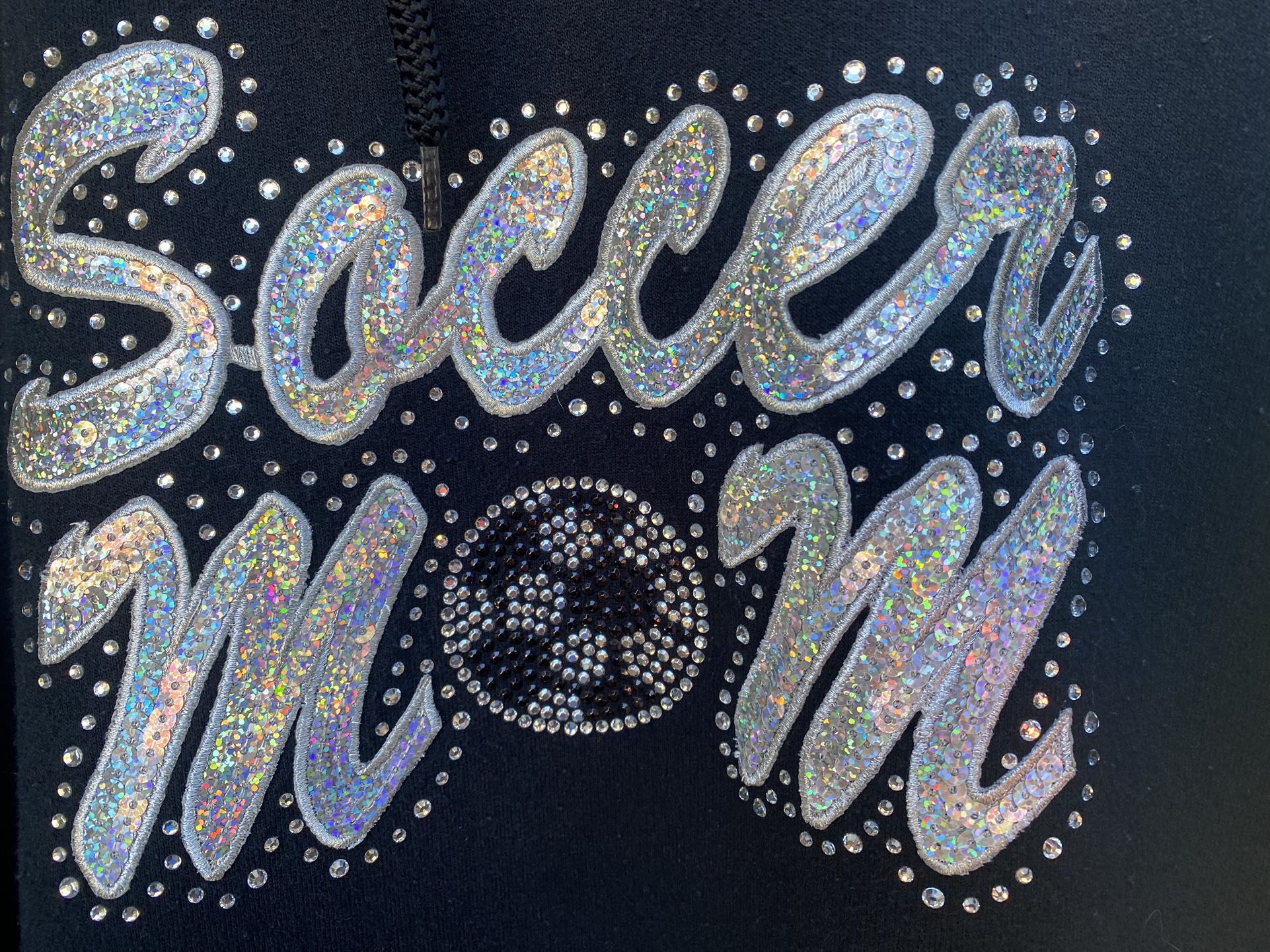 Embroidered sweatshirt L