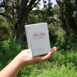 Miss dior blooming bouquet