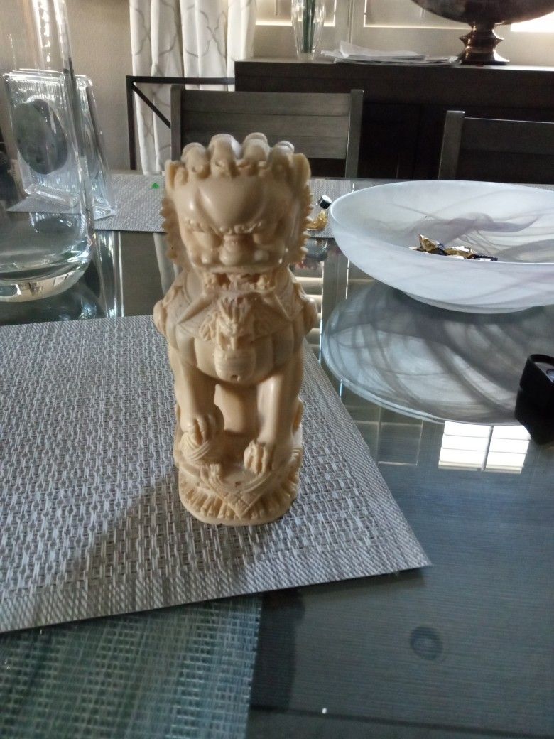 United China Oxylire Chinese Dog