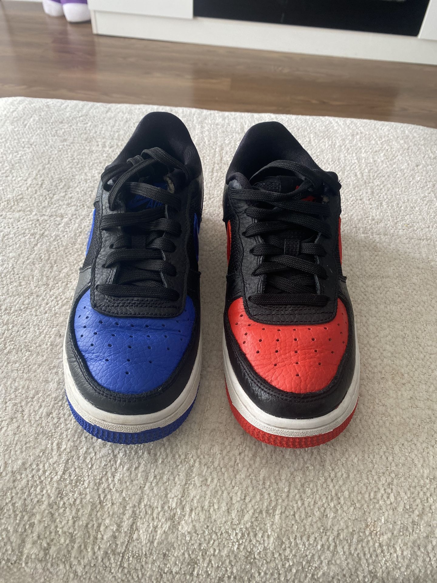 Nike Air Force 1s 82 Royal Bred