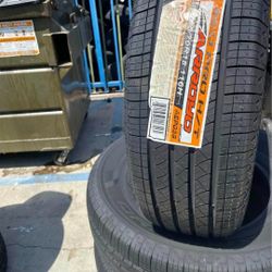 265/70R18 Set Of 4 Arroyo H/T New Tires 
