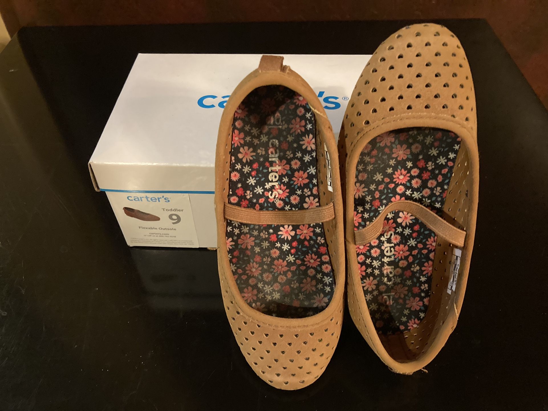 Toddler Girls Shoes Size 9 From Carter’s 