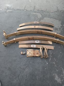 73-79 Ford F150 Leaf Springs And Hardware 