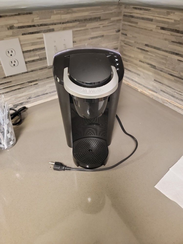 Keurig K Compact Single Serve K Cup Pod Coffee Maker, Black Kitchen tools & Small appliances