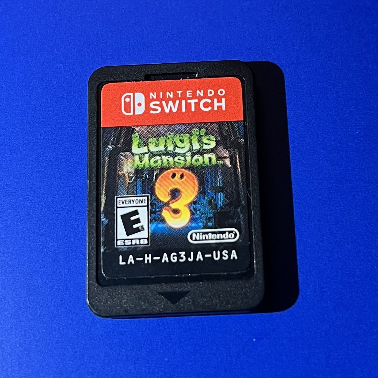 Luigi’s mansion 3 for Nintendo switch 