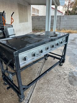 8 Burner Propane Grill