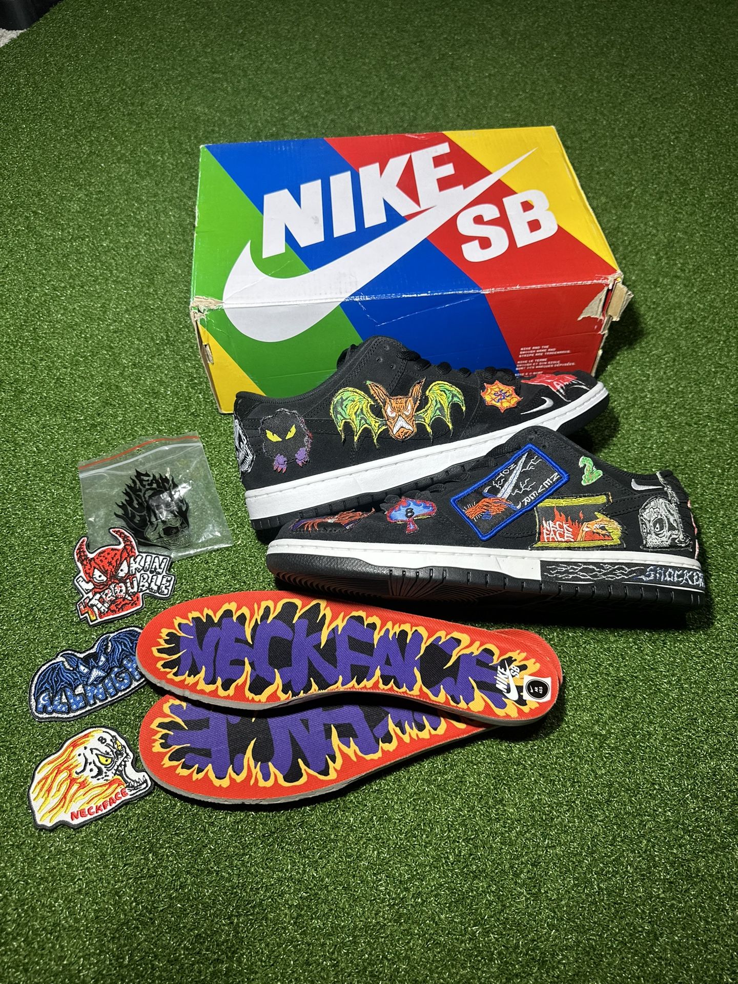 SB Dunk Low “NeckFace”