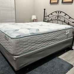 Full Sized Bed And Frame