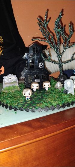 Custom shining hunted house
