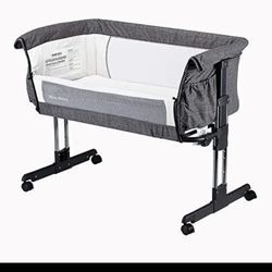 New Mommy Starter Pack!!  Baby Swing, Bassinet And More!