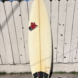 6’4 New Kreation Short board 