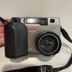 Olympus Camedia C-3000 Zoom 3.3 MP Digital Camera