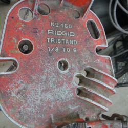 Ridgid 460 TRISTAND Portable Chain Vise, 1/8" to 6" Capacity 877738-1
