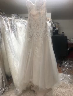 DESIGNER FIT’N’FLARE WEDDING GOWN