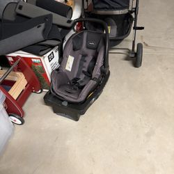 Evenflo Infant/baby Car seat With 3 Bases