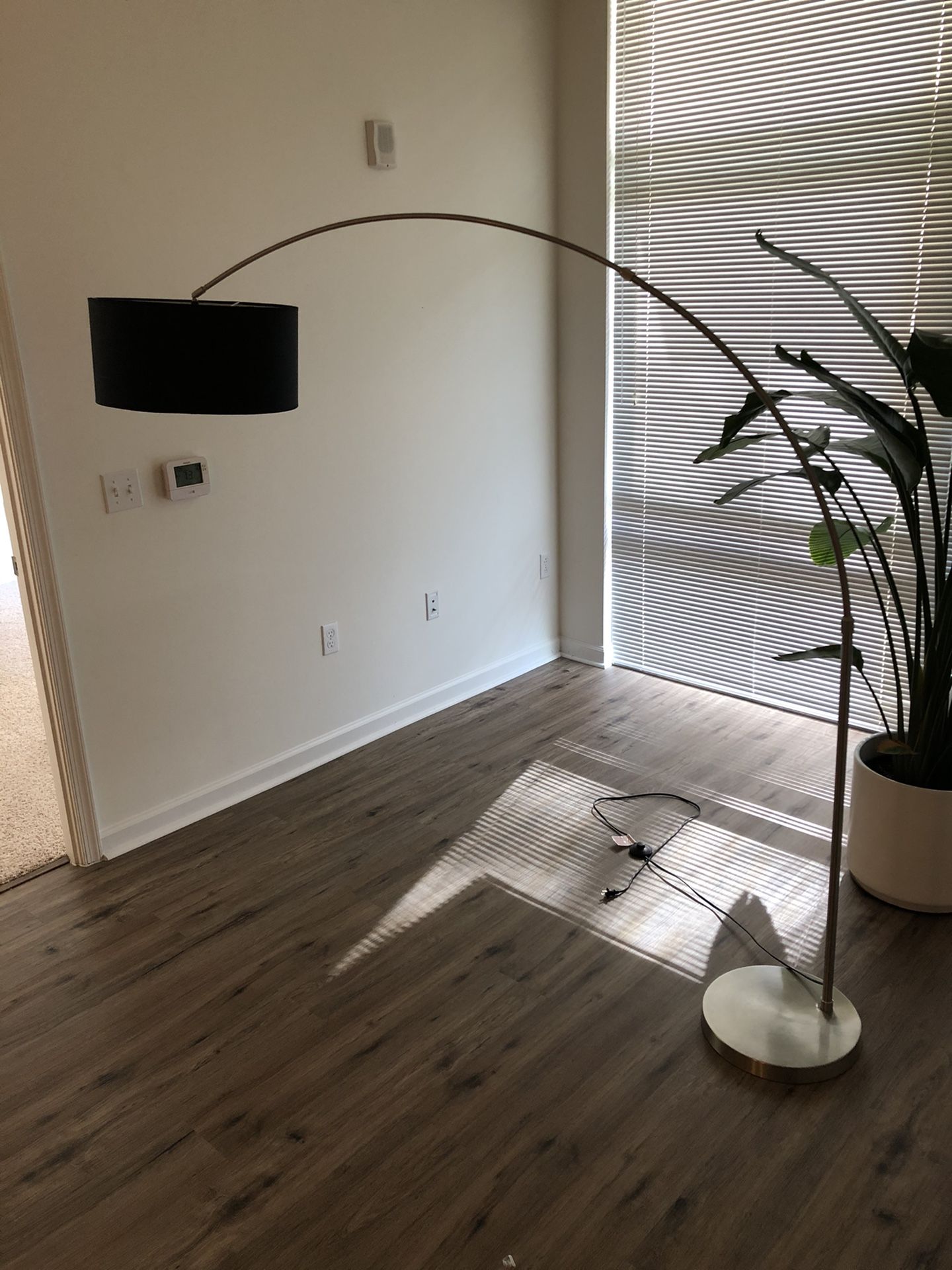 Floor lamp