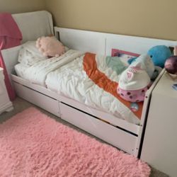 Wood Daybed For Sale