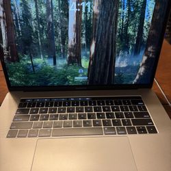 MacBook Pro 2019 (15-inch ) i9 w/Touch Bar (32GB) 4TB SSD