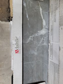 Marble look, Gray with white veins, gloss ceramic tile