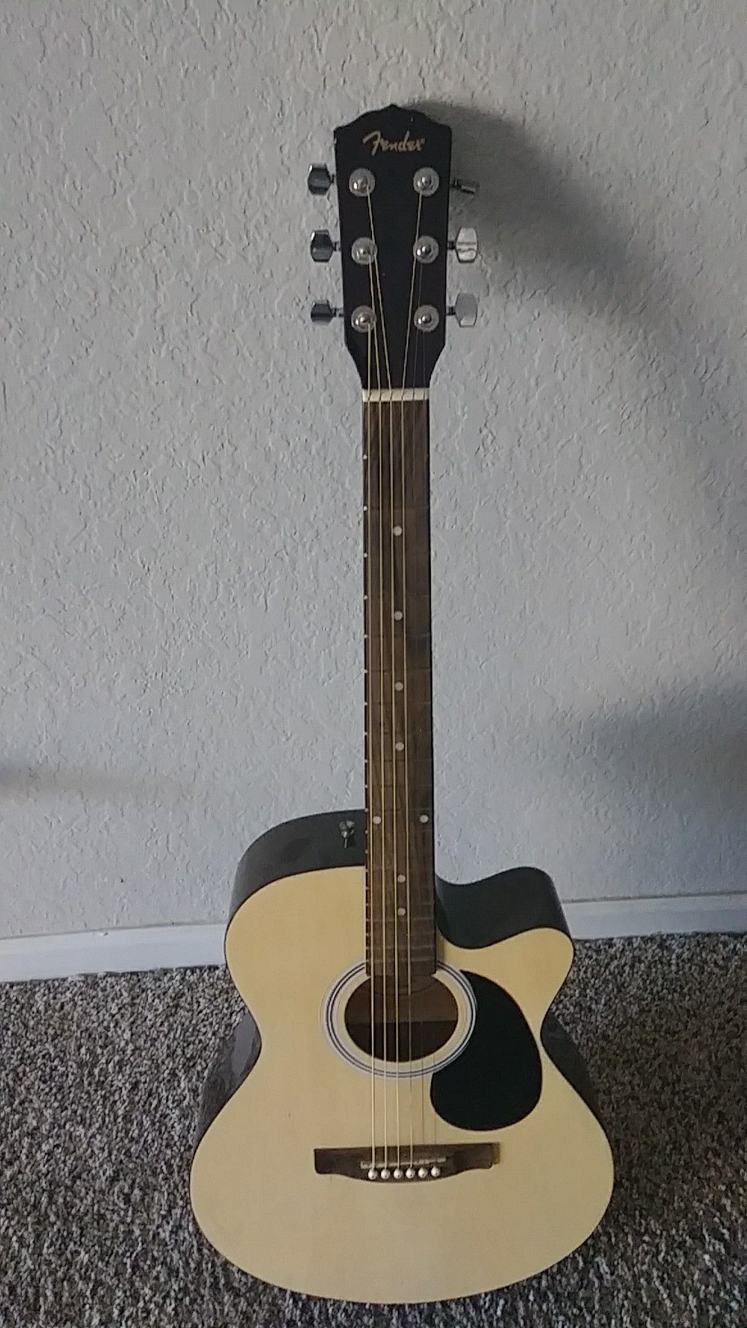 Fishma Fendex Guitar