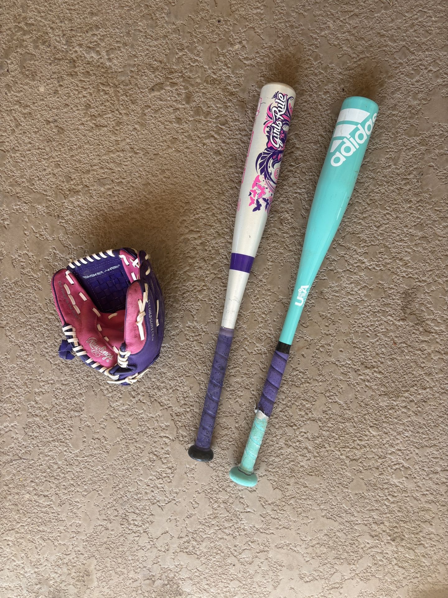 Girls Baseball Bats And Mitt