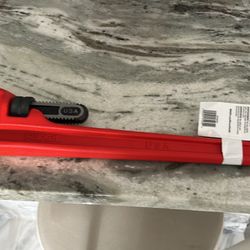 24’ Pipe Wrench Heavy Duty 
