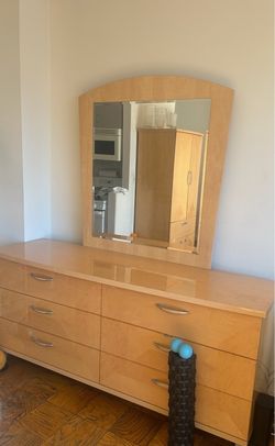 Italian Solid Wood Dresser with Mirror – Like New!