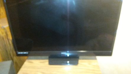 32" LED TV with Roku system