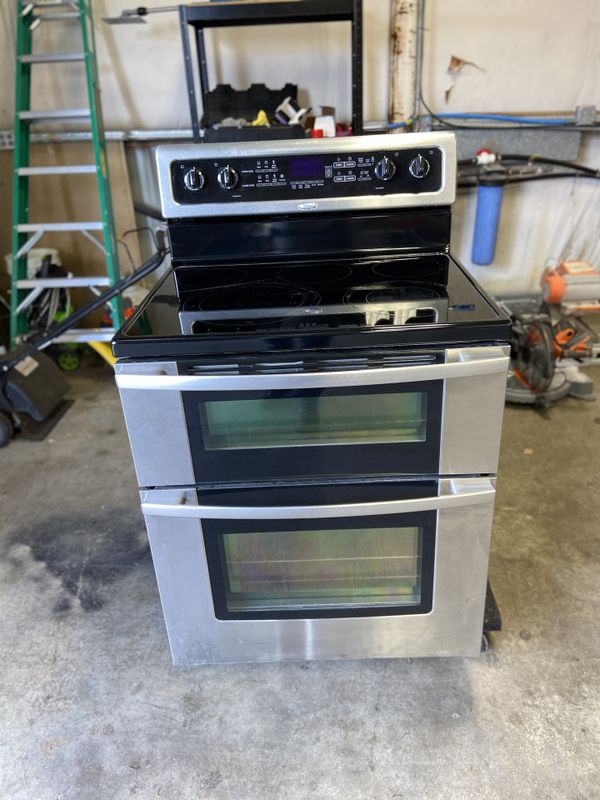 Stainless Whirlpool double oven cracked glass for Sale in Graham, WA