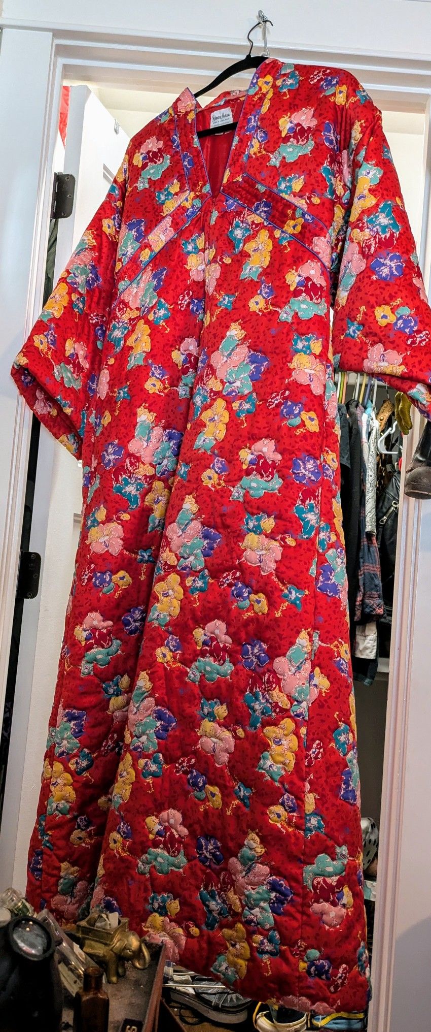 Neiman Marcus Embroidered Robe