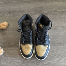 Jordan 1 High Retro OG Black & Metallic Mens Size 9.5