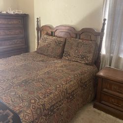 Queen Sized Bedroom Set