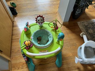 Bouncy Seat