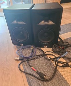 Pair of JBL LSR305 3 Series Linear Spatial Reference Studio Monitors Speakers