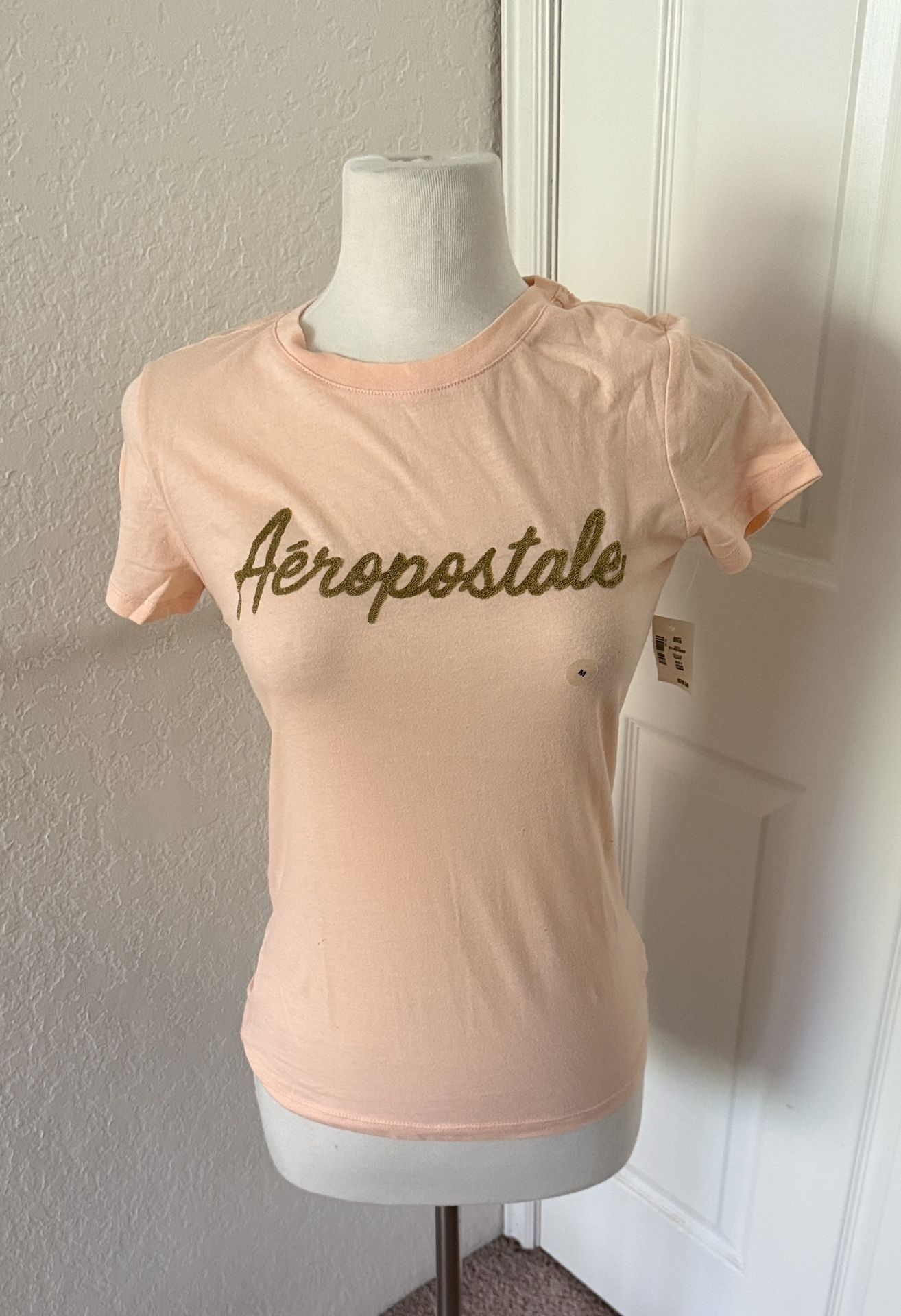 NWT Aeropostale Pink Fitted Short Sleeve T-Shirt