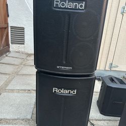 PAIR of Roland Ba-330 PA Speakers Battery Powered